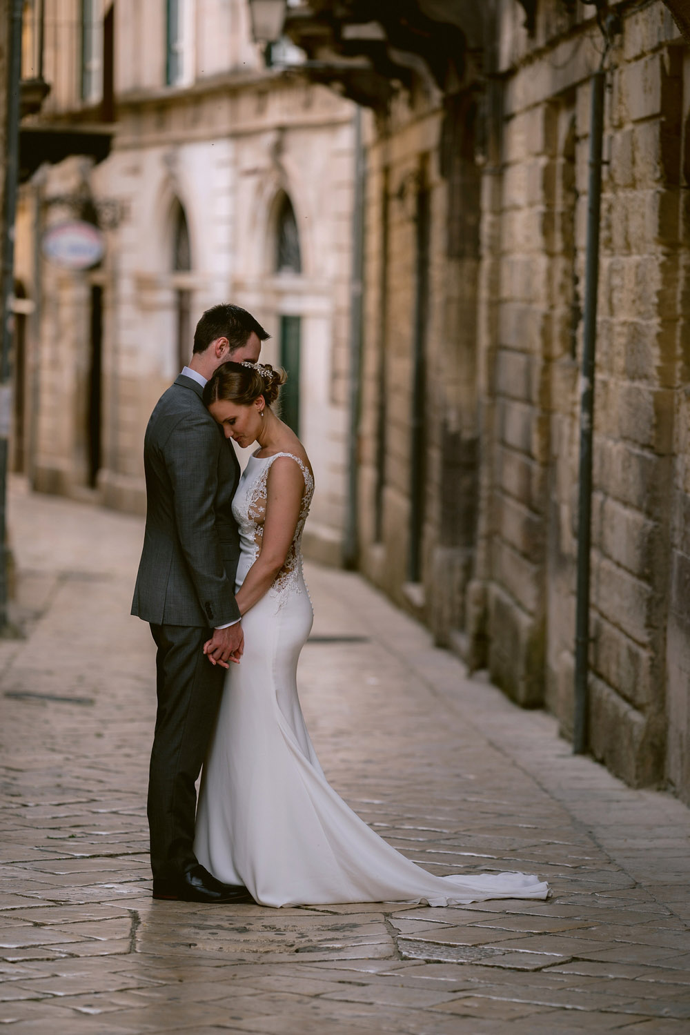 Sam e Adam, un matrimonio canadese intimo in Sicilia